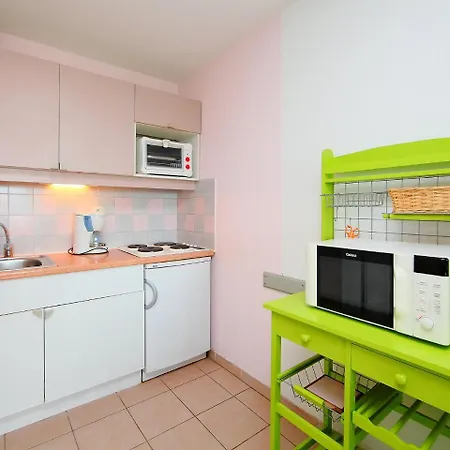 דירה Les Rivages De Rochelongue-2 By Interhome